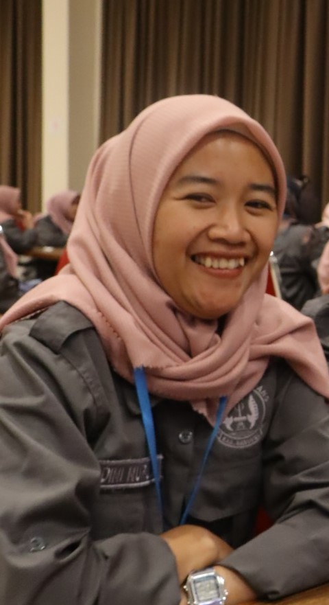 Dini Nurul Adrianti, S.Pd.