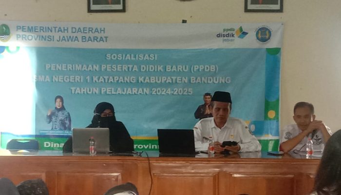 Kepala SMAN 1 Katapang Berikan Sosialisasi PPDB Tahun 2024 pada Warga Banyusari